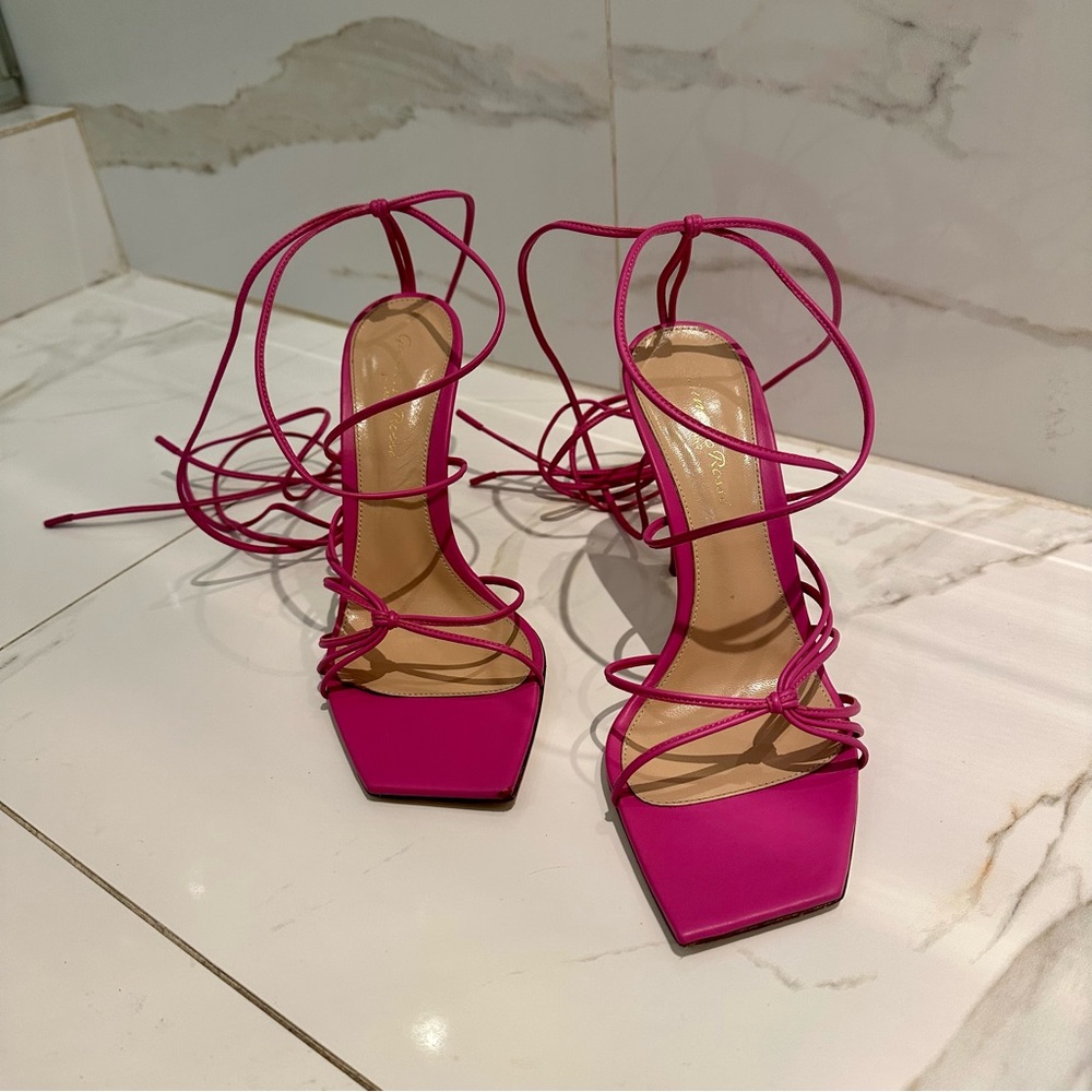 Gianvito Rossi Ankle-Wrap Leather Stiletto Sandals in Pink Size 37.5